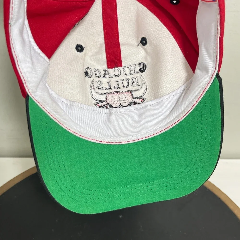 Vintage Chicago Bulls‎ Hat Cap NBA Sports Specialties Youth Kids Red Black